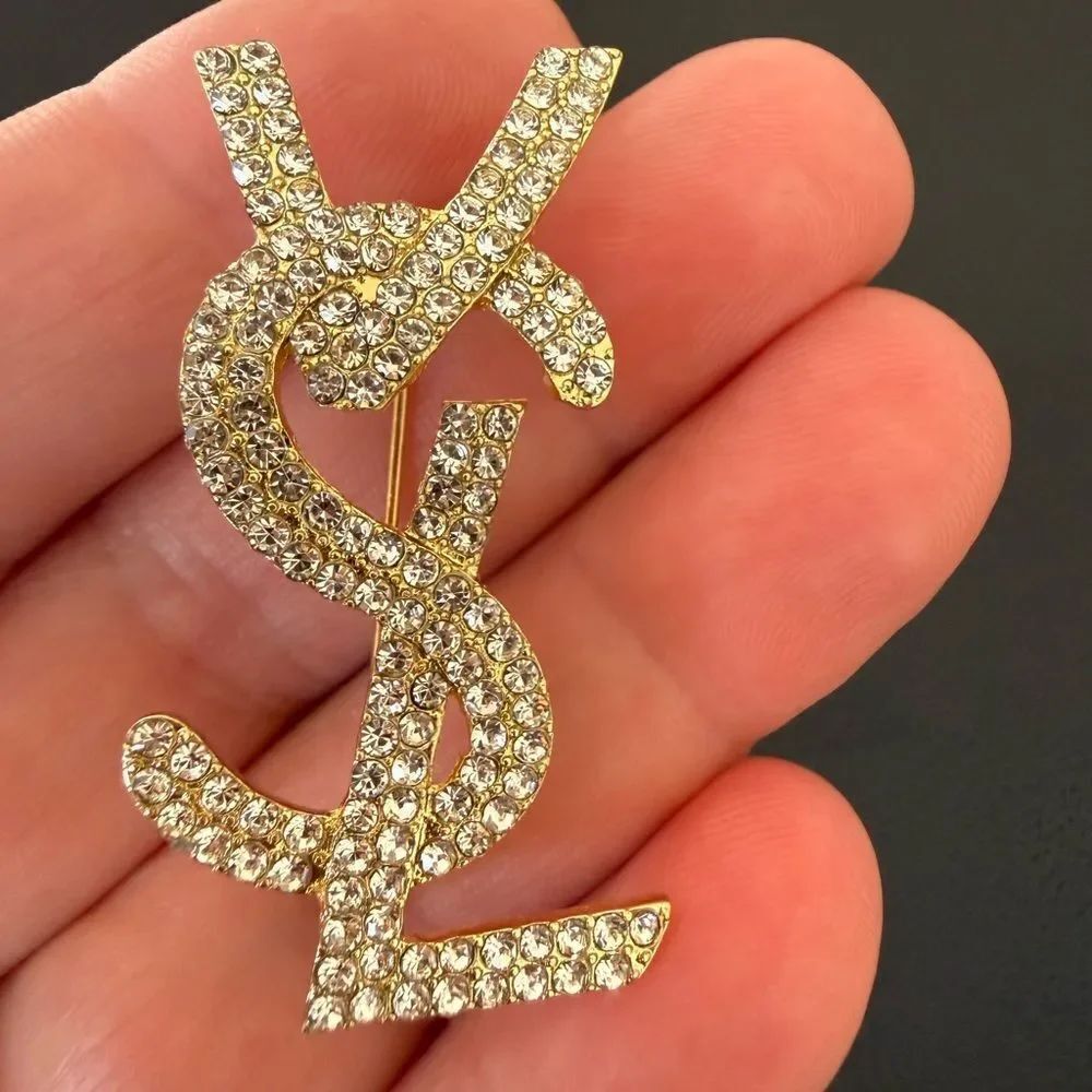 Classic Crystal Brooch - Picture 3 of 6